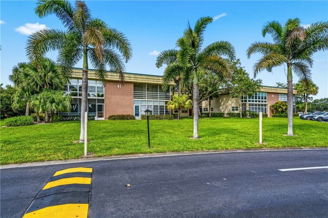 47 Vista Gardens Trail 203, Vero Beach, FL 32962