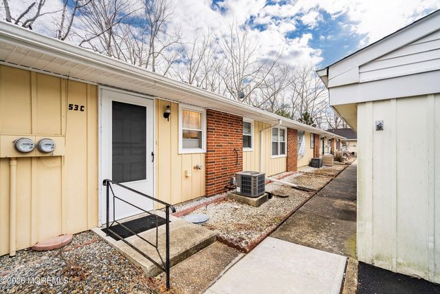 53C Cambridge Court, Lakewood, NJ 08701