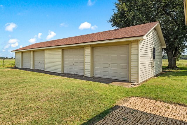 4121 Tokio Road, West, TX 76691