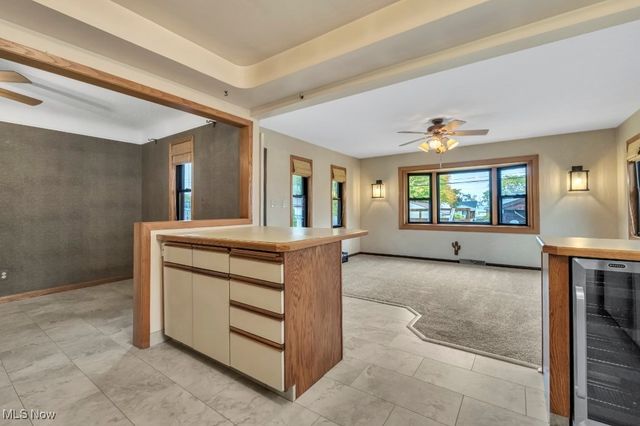 10620 Aaron Drive, Parma, OH 44130