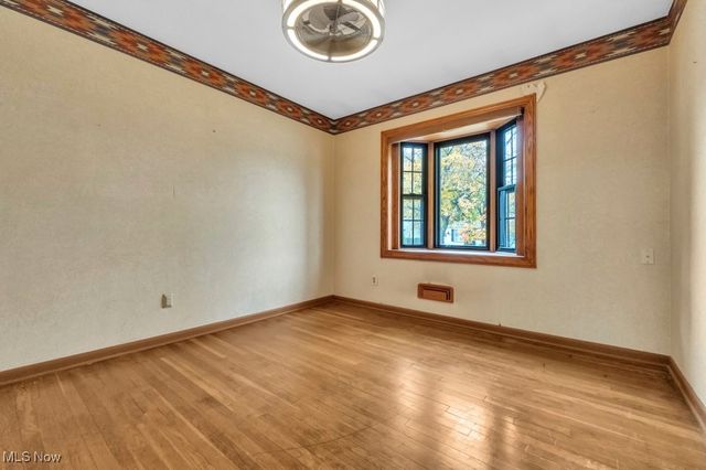 10620 Aaron Drive, Parma, OH 44130