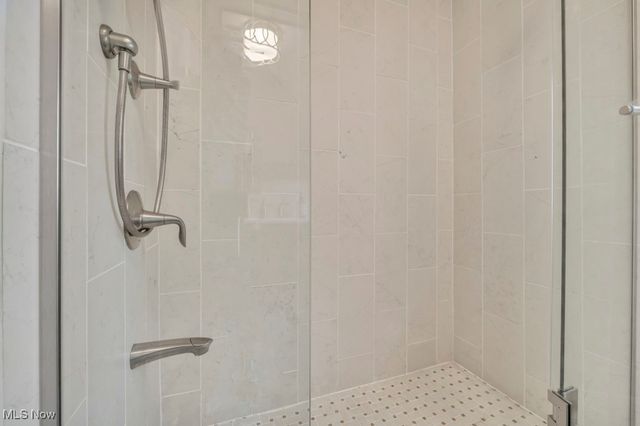 10620 Aaron Drive, Parma, OH 44130