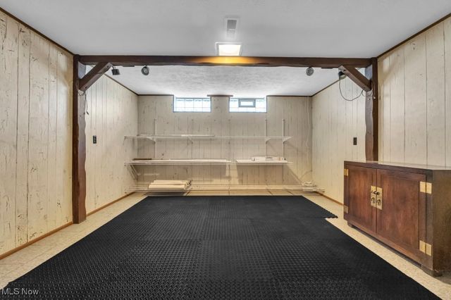 10620 Aaron Drive, Parma, OH 44130