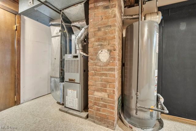 10620 Aaron Drive, Parma, OH 44130