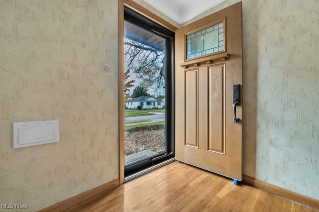 10620 Aaron Drive, Parma, OH 44130