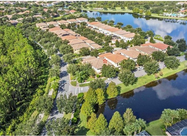 12074 GINKGO DRIVE, Orlando, FL 32827