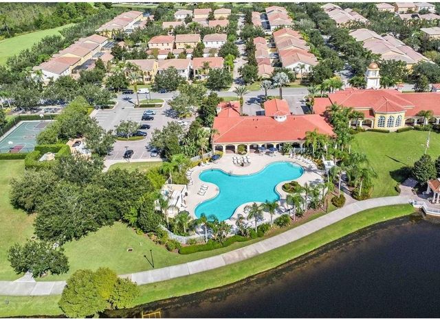12074 GINKGO DRIVE, Orlando, FL 32827