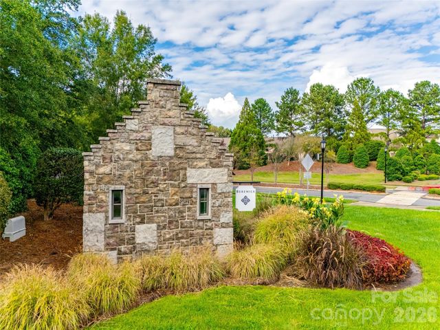 9513 Seamill Road, Charlotte, NC 28278
