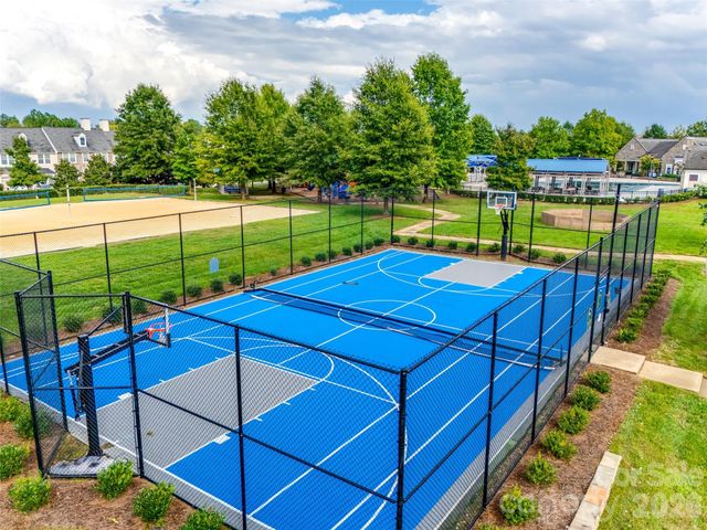 9513 Seamill Road, Charlotte, NC 28278