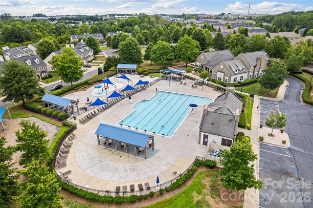 9513 Seamill Road, Charlotte, NC 28278