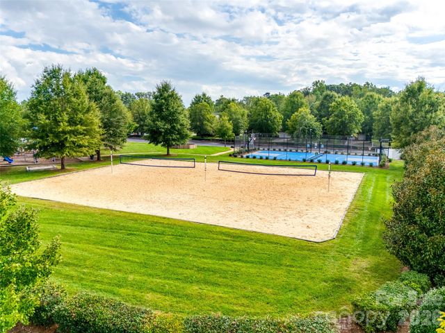 9513 Seamill Road, Charlotte, NC 28278