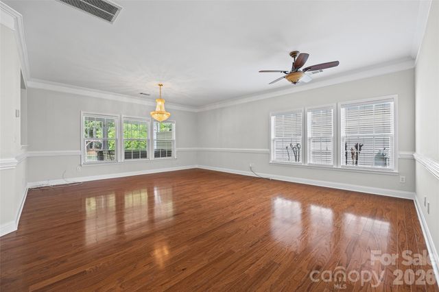 9513 Seamill Road, Charlotte, NC 28278