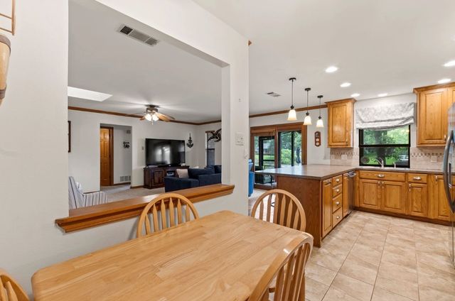 120 Los Peces, Gun Barrel City, TX 75156