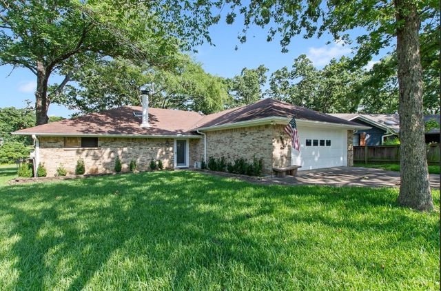 120 Los Peces, Gun Barrel City, TX 75156