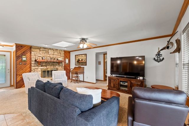 120 Los Peces, Gun Barrel City, TX 75156