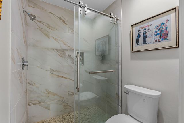 7336 LAKE MEADOW Way 202, Boynton Beach, FL 33437
