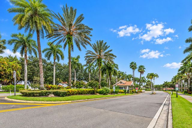 7336 LAKE MEADOW Way 202, Boynton Beach, FL 33437