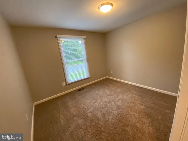 8593 FAIRFAX ST, Manassas, VA 20110