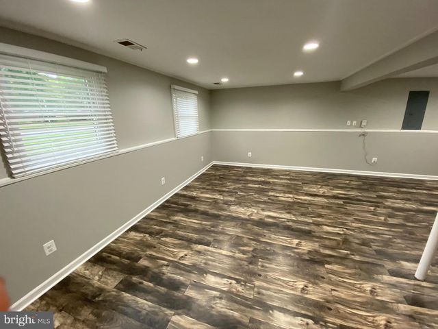 8593 FAIRFAX ST, Manassas, VA 20110