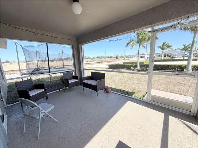 3625 NE 19 Place, Cape Coral, FL 33909