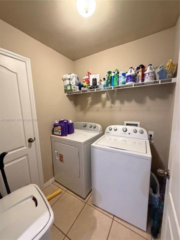 3625 NE 19 Place, Cape Coral, FL 33909