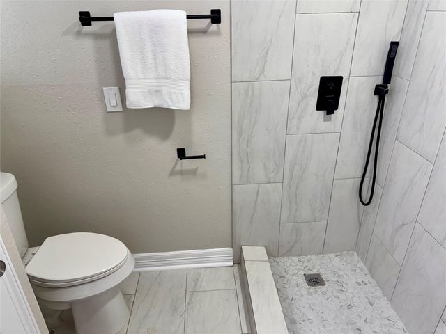 7306 Log Hollow Drive, Houston, TX 77040