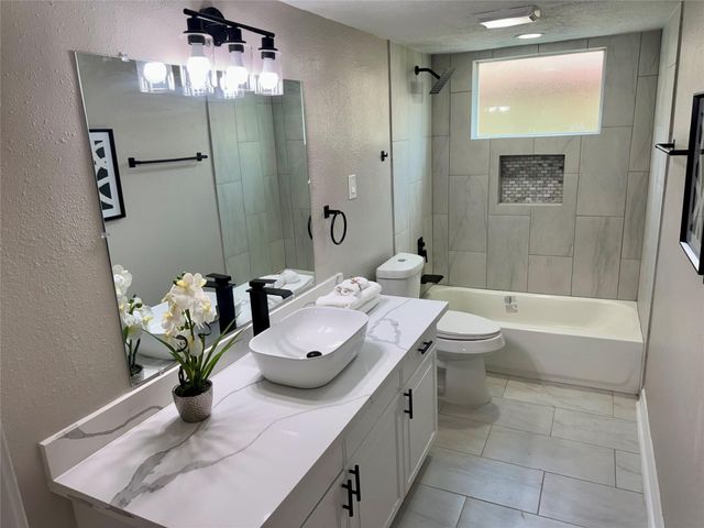 7306 Log Hollow Drive, Houston, TX 77040