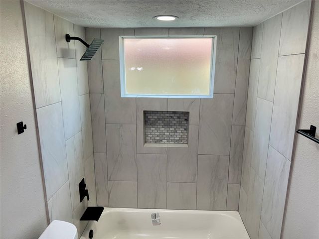 7306 Log Hollow Drive, Houston, TX 77040