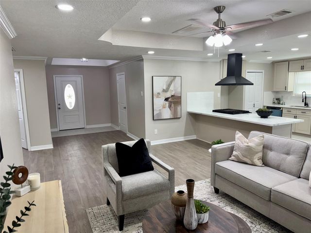 7306 Log Hollow Drive, Houston, TX 77040