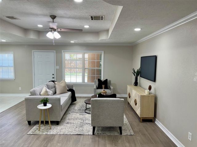 7306 Log Hollow Drive, Houston, TX 77040