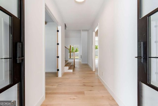 6004 Hemingway Lane, Gainesville, GA 30506