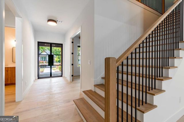 6004 Hemingway Lane, Gainesville, GA 30506