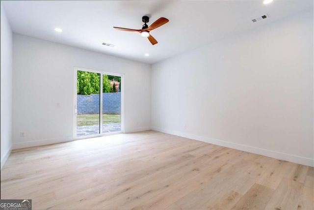 6004 Hemingway Lane, Gainesville, GA 30506