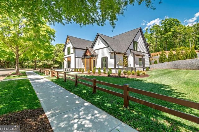 6004 Hemingway Lane, Gainesville, GA 30506