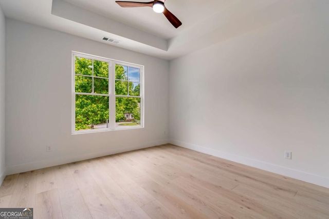 6004 Hemingway Lane, Gainesville, GA 30506