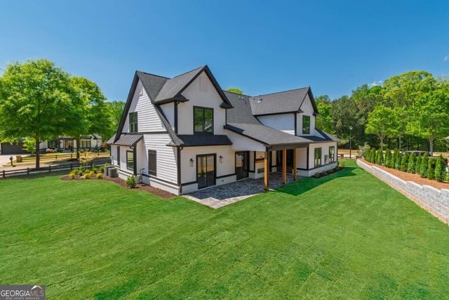 6004 Hemingway Lane, Gainesville, GA 30506