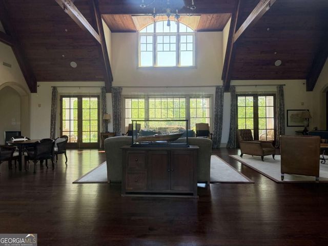 6004 Hemingway Lane, Gainesville, GA 30506