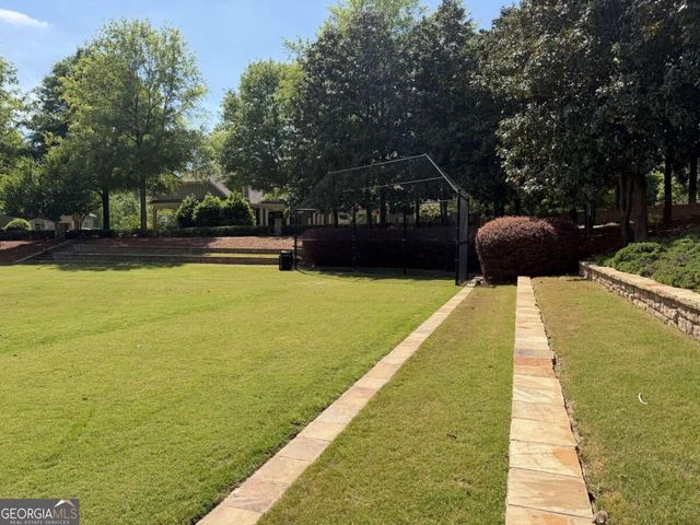 6004 Hemingway Lane, Gainesville, GA 30506