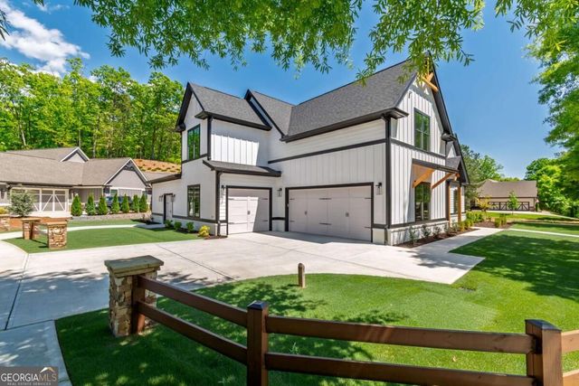 6004 Hemingway Lane, Gainesville, GA 30506