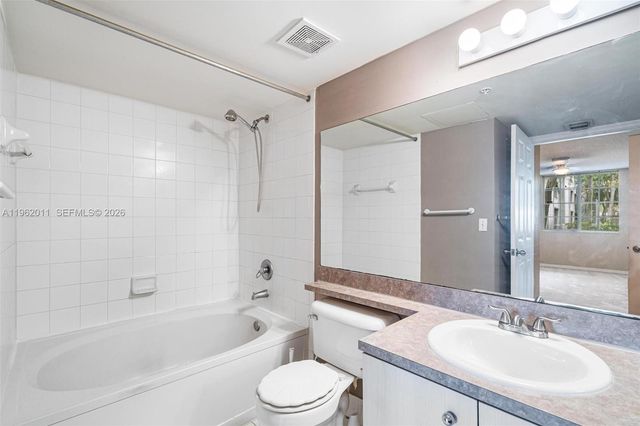 11133 SW 8th St 104, Pembroke Pines, FL 33025