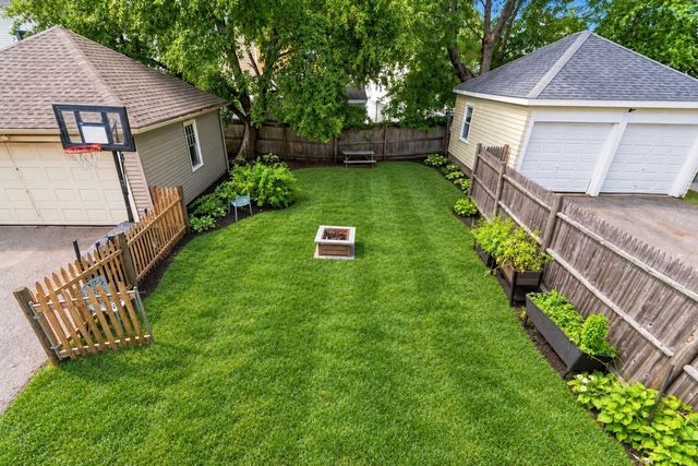 46 Slade St 46, Belmont, MA 02478