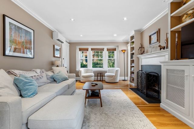 46 Slade St 46, Belmont, MA 02478