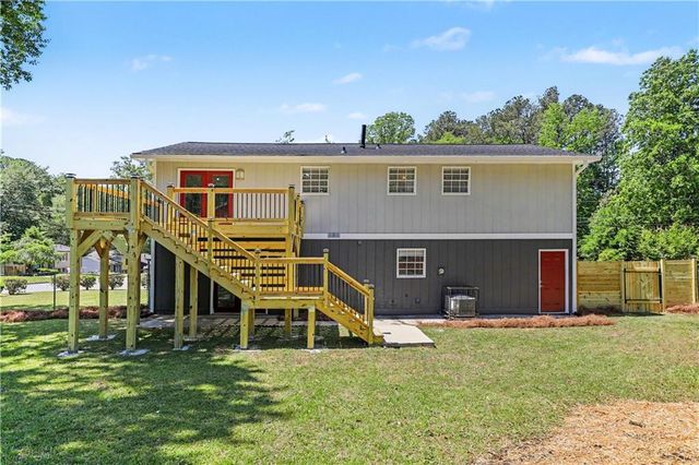 105 Buckhurst Way, Atlanta, GA 30349