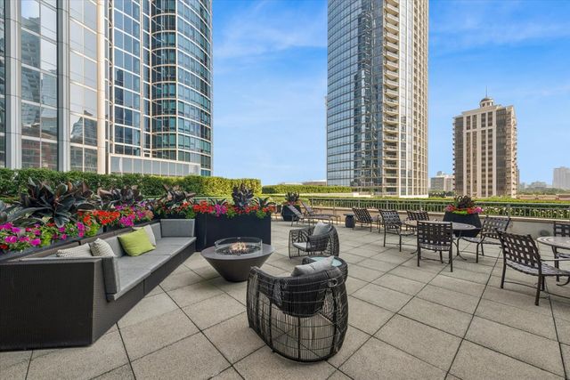1201 S Prairie Avenue 1405, Chicago, IL 60605