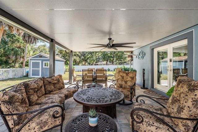 6907 W CREEK DRIVE, Tampa, FL 33615