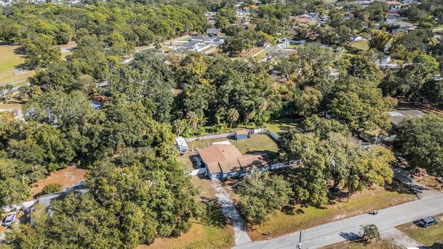 6907 W CREEK DRIVE, Tampa, FL 33615