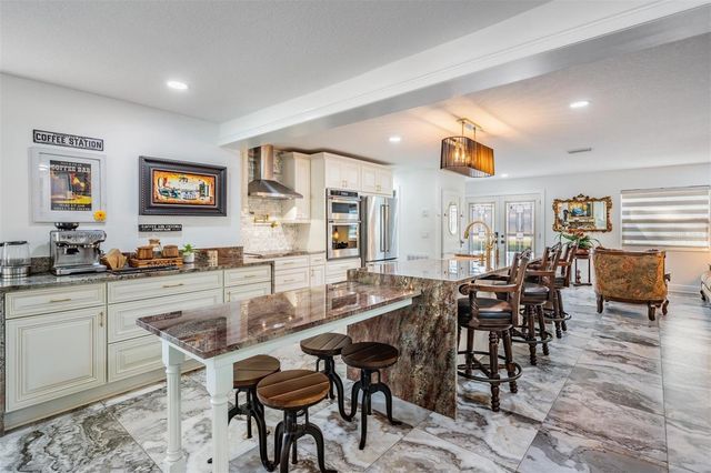 6907 W CREEK DRIVE, Tampa, FL 33615