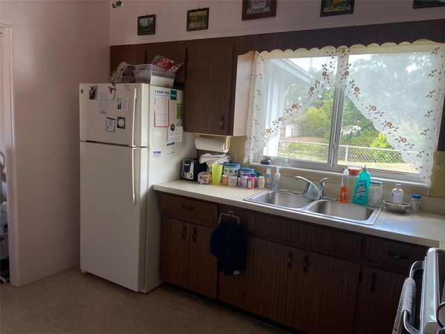 5833 MCKEE LAKE DRIVE N, St Petersburg, FL 33709