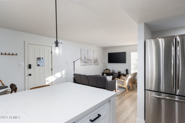 8649 E Royal Palm Road 121, Scottsdale, AZ 85258