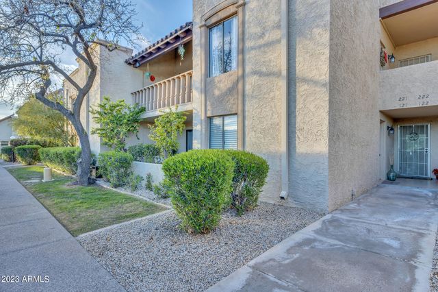 8649 E Royal Palm Road 121, Scottsdale, AZ 85258